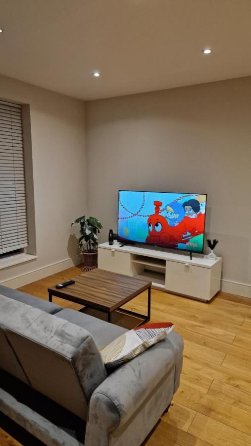 London City Apartment One Ealing Exteriör bild